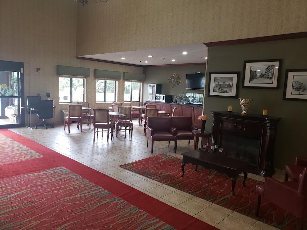 Comfort Suites Detroit/Warren Extérieur photo